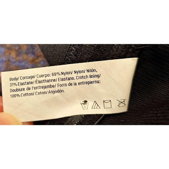 High-Waisted Black Shapewear Shorts By Maidenform 2XL Nylon & Elastane With Cott - Picture 4 of 8